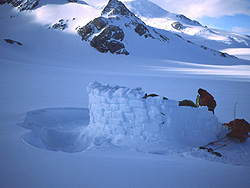 Muro en los alrededores del nunatak Viedma